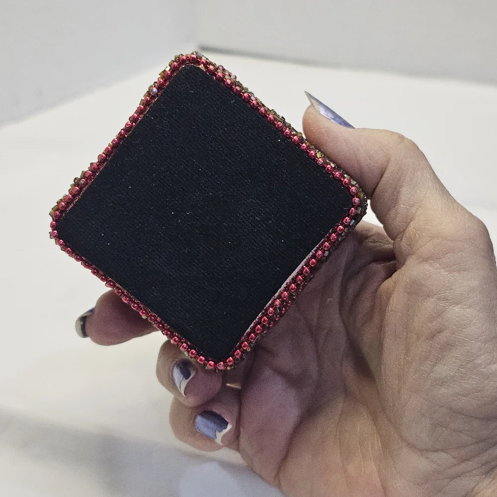 Boho RED Beaded Metal Trinket Box Small Vintage L👀K Bombay Pier One ?